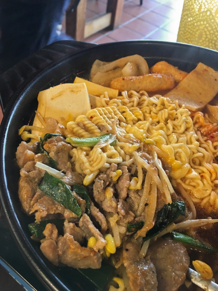 【美食。食記】彰化市 彰南路 台式風格 份量不少 賀豆韓食 韓國料理 韓國菜 石鍋