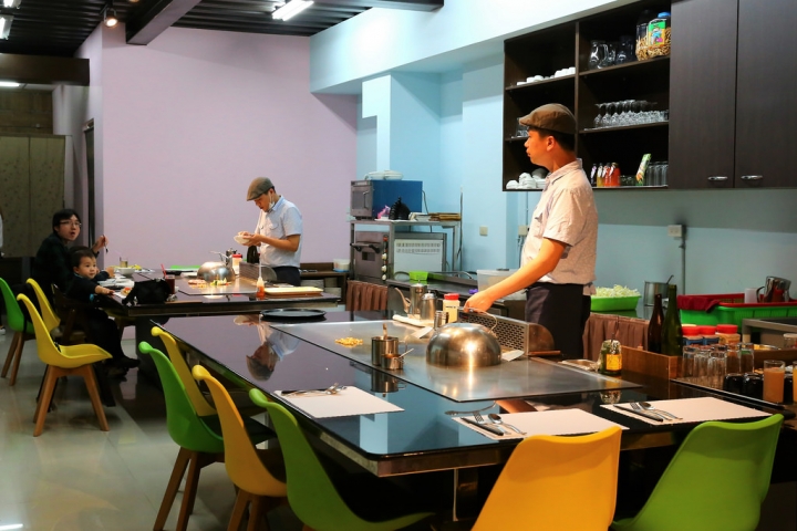 【竹南美食】宴兌鐵板燒輕料理。對荷包與味蕾都不造成負擔的平價質感小館