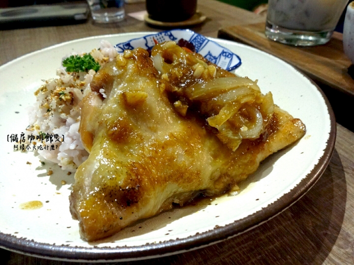 [ 吃什麼 ] 儲房咖啡館mini storage | 都市中的秘密花房 (附完整menu) / 咖啡廳 / 日系雜貨 / 花藝 / 乾燥花 / 捷運松江南京站美食 / 捷運南京復興站美食 / 袖珍博物館 / 中山女中附近美食 / 有wifi插座