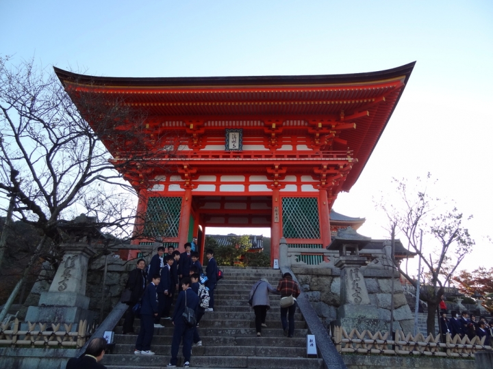 <日本>2011自私之日本行~清水寺岡本和服體驗、八坂神社、花見小路