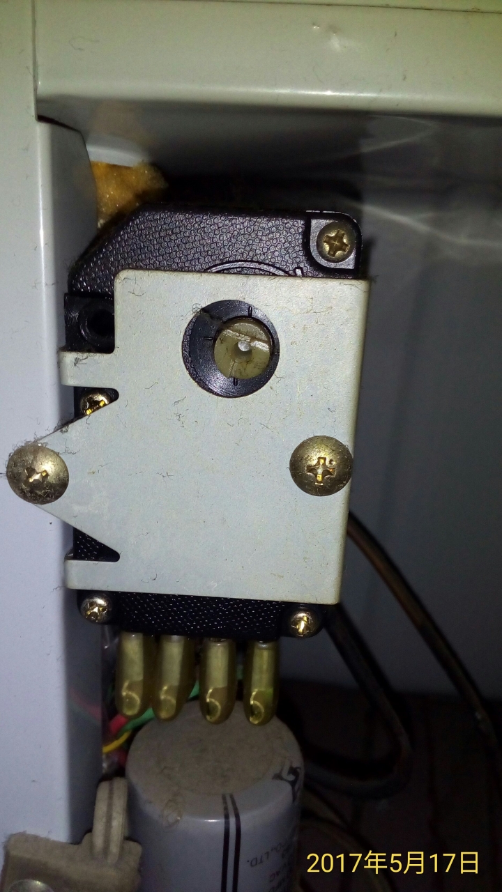 請教有關西屋電冰箱除霜計時器的問題......