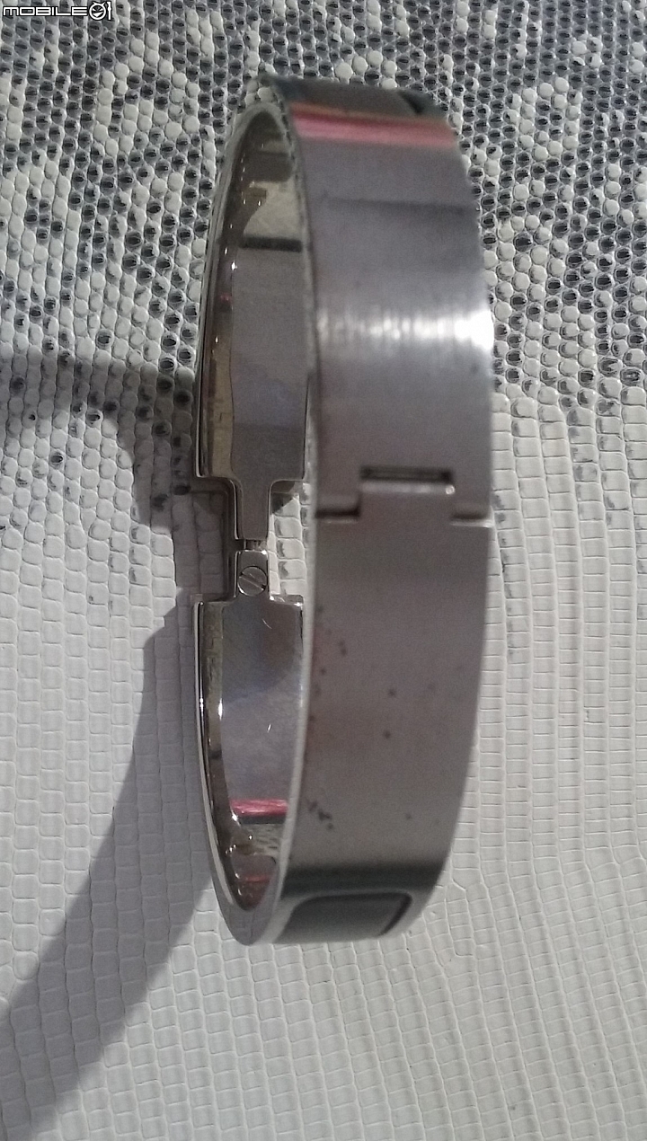 請問這個Hermes clic HH 手環是氧化嗎？？