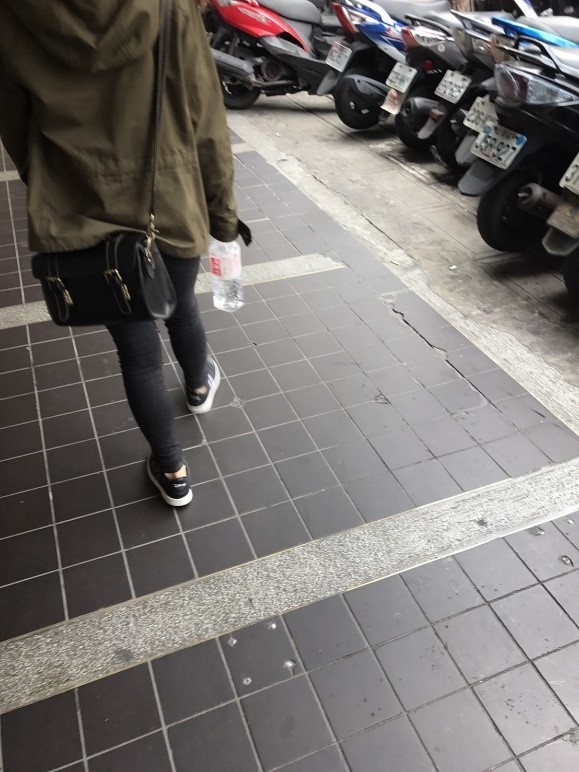 最近多喝水是不是很紅啊?