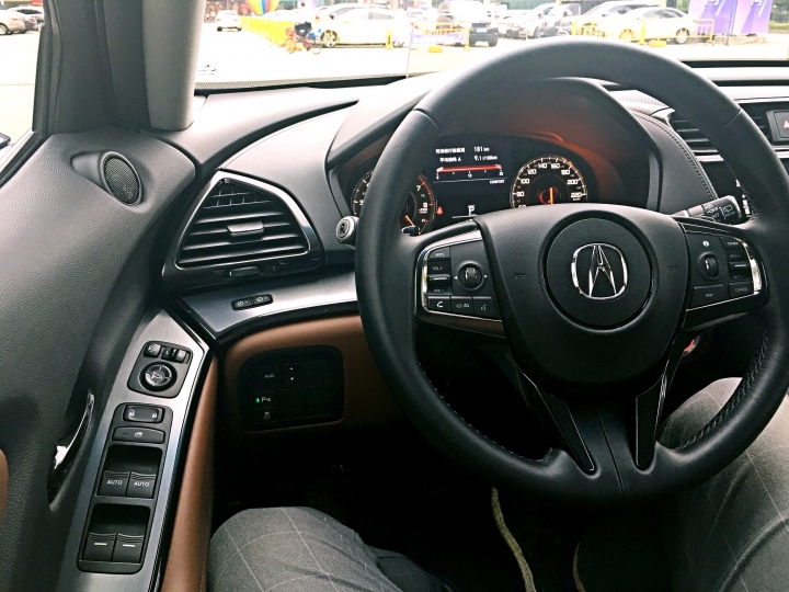[海外中國]Acura CDX SUV 不專業開箱文
