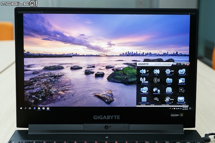 薄型與效能並進的實現 GIGABYTE Aero 15 評測！