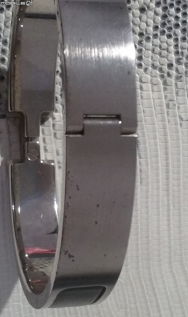 請問這個Hermes clic HH 手環是氧化嗎？？