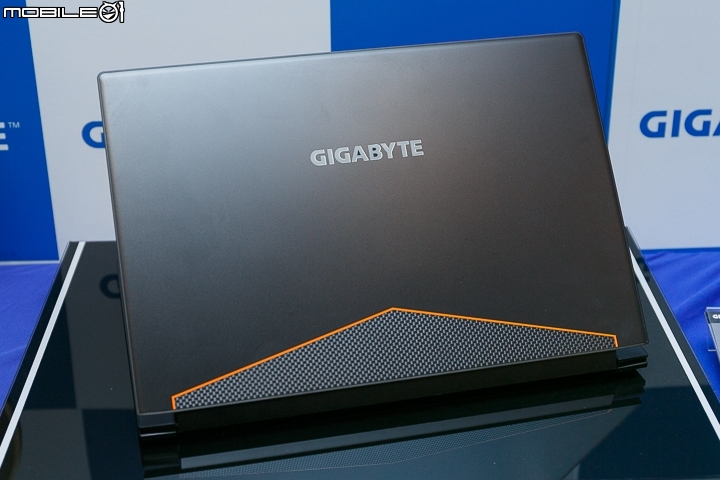 【採訪】商務外型 電競內在 Gigabyte Aero 15 正式在台上市