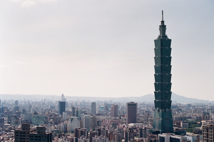 底片的天空發色