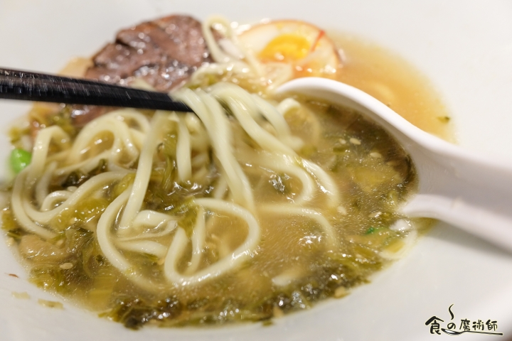 【拉麵】【牛肉麵】全球獨賣！台湾5周年記念拉麵！一風堂IPPUDO「赤/白牛肉麵」