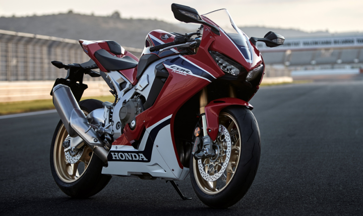 [採訪]2017 Honda Motorcycle 台灣本田二輪正式發表 CBR1000RR/SP、CB1100RS/EX、VFR800F/X、X-ADV 及 CBR/CB650F 共九款全新車款！