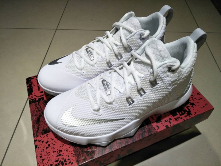 [開箱]Lebron Ambassador 9、Huarache low、Huarache run print 三開箱