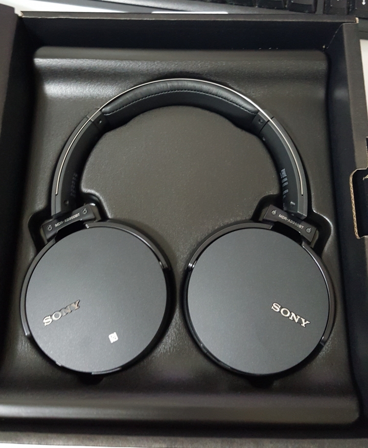 無線藍牙好方便 SONY MDR-XB950BT 開箱文(新增藍牙連接失敗解決方法)