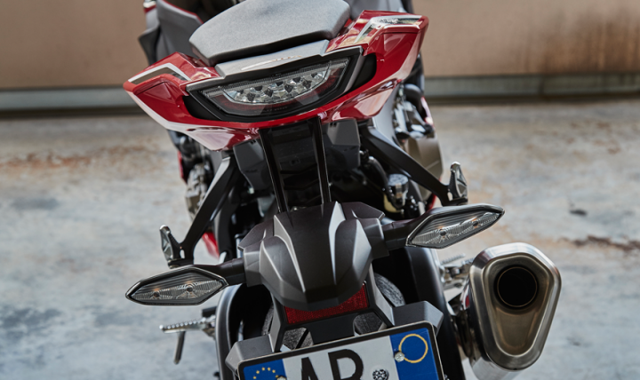 [採訪]2017 Honda Motorcycle 台灣本田二輪正式發表 CBR1000RR/SP、CB1100RS/EX、VFR800F/X、X-ADV 及 CBR/CB650F 共九款全新車款！