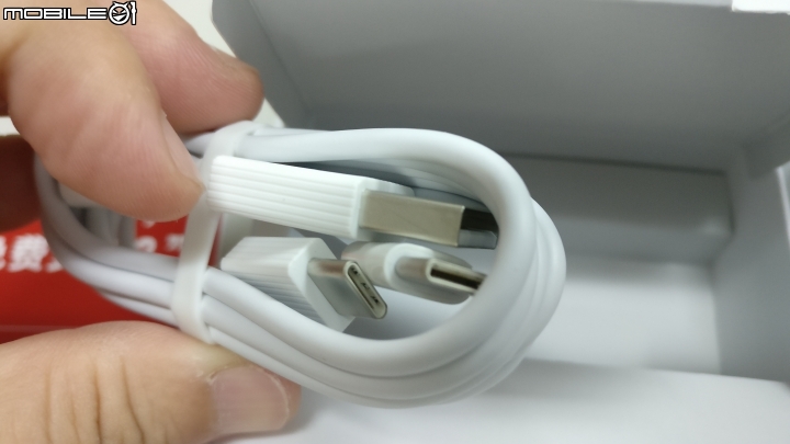 [開箱]錘子手機 堅果Pro 酒紅色 4GB RAM+128GB ROM 簡單開箱~