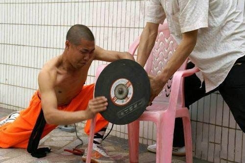好 我就跟你賭命～會怕就好？少林寺金鐘罩鐵布衫向格鬥狂人徐曉冬下戰帖！