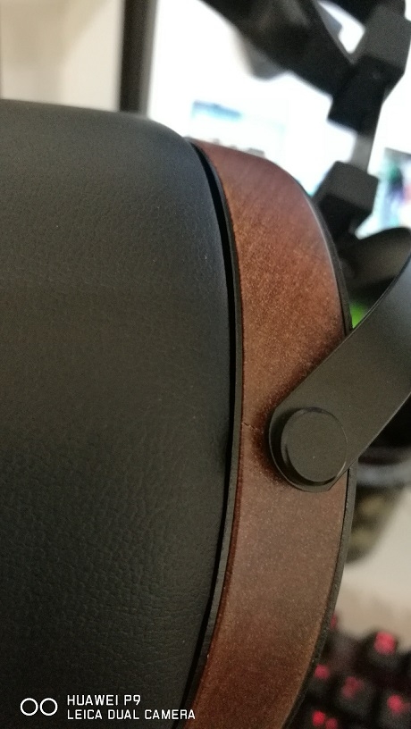 簡單開箱 Monolith M1060