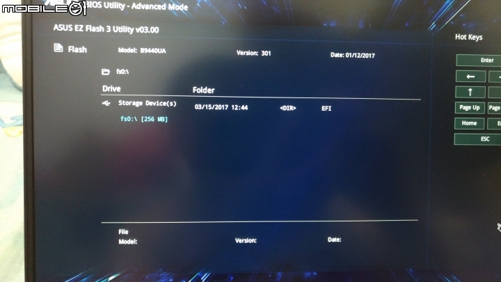 【分享】ASUS 商務系列 : ASUSPRO B9440UA-0271A7500U 開箱分享 (救命阿, 我又被脫光光了)