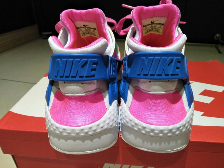[開箱]Lebron Ambassador 9、Huarache low、Huarache run print 三開箱