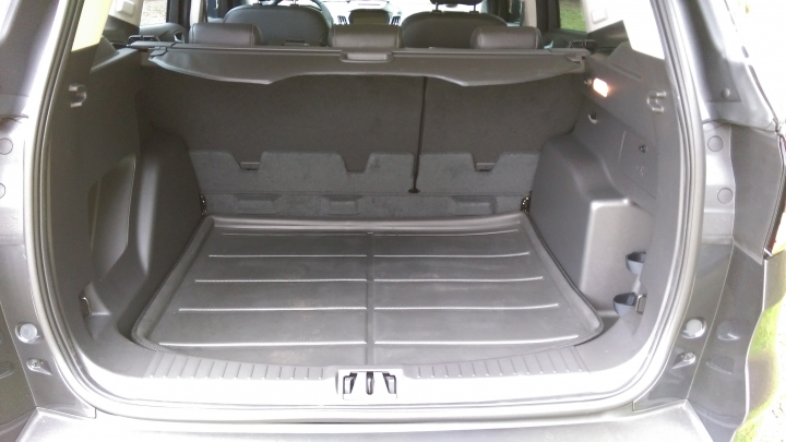 KUGA 4T 開箱