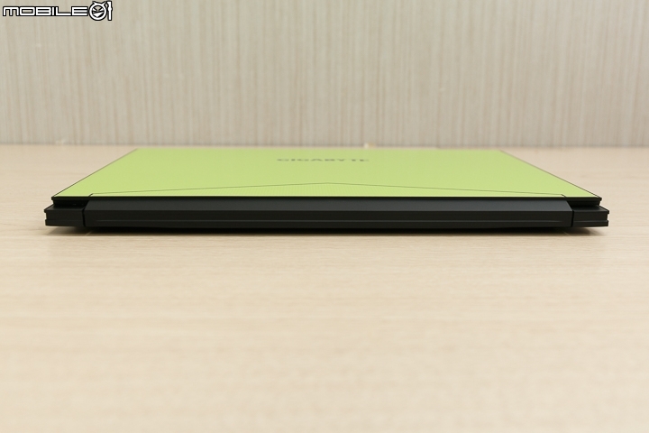 【採訪】商務外型 電競內在 Gigabyte Aero 15 正式在台上市