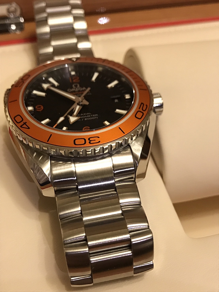 Omega Seamaster Planet Ocean 8500 橘海馬之不專業開箱