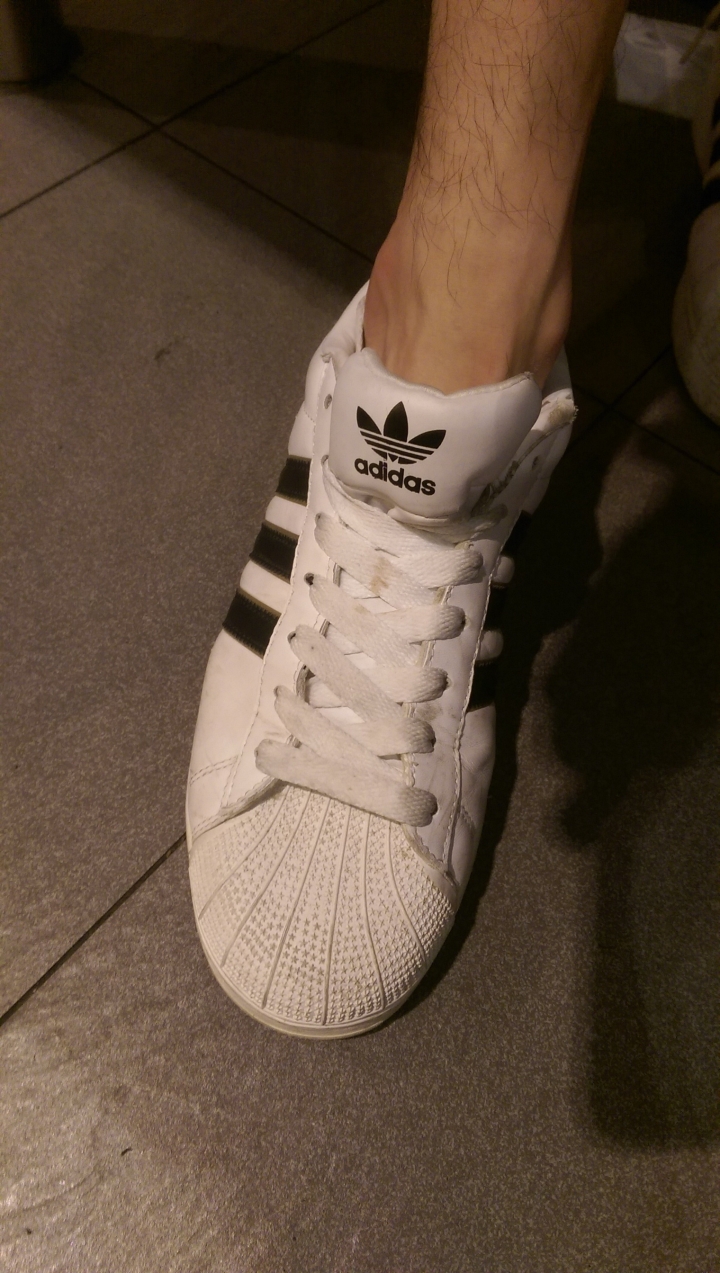請問這雙鞋的型號~~