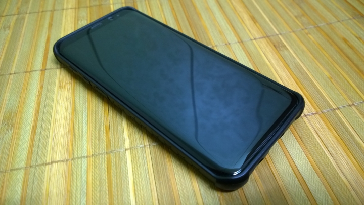 〈分享〉S8 plus +滿版玻璃貼 + UAG Monarch手機殼