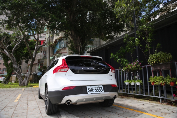 地表最強小三寫真 V40 Cross Country T4