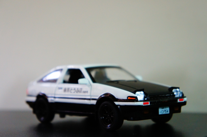 1:28  AE86 豐田 藤原拓海 頭文字D 聲光迴力車
