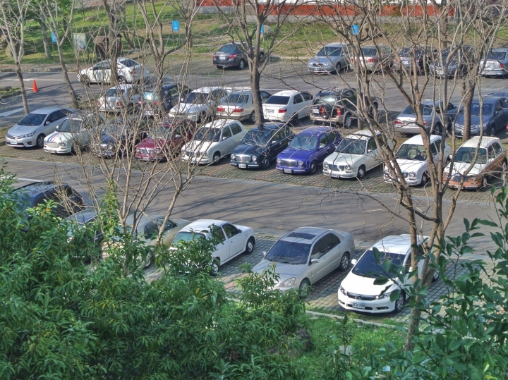 復古MARCH：VERITA，2017苗栗棗莊、七股莓開眼笑草莓園車聚