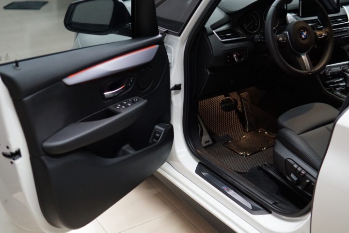 BMW 2AT升級Harman/Kardon喇叭與車門制震隔音工程紀實