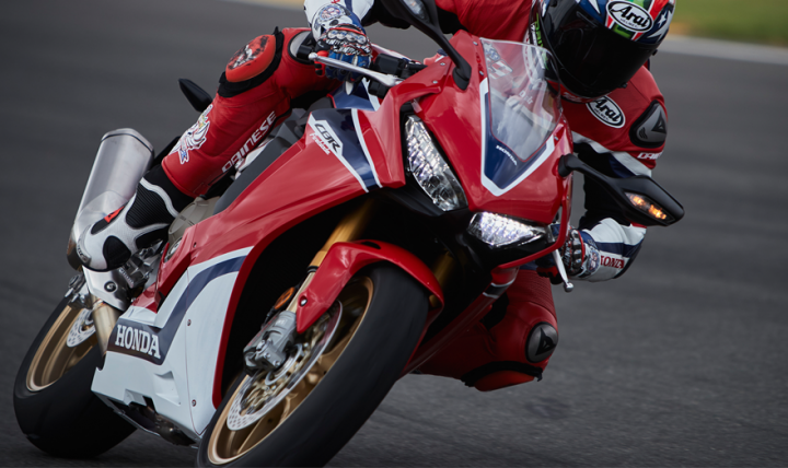 [採訪]2017 Honda Motorcycle 台灣本田二輪正式發表 CBR1000RR/SP、CB1100RS/EX、VFR800F/X、X-ADV 及 CBR/CB650F 共九款全新車款！