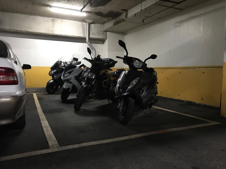 禁止機車進入的社區地下室