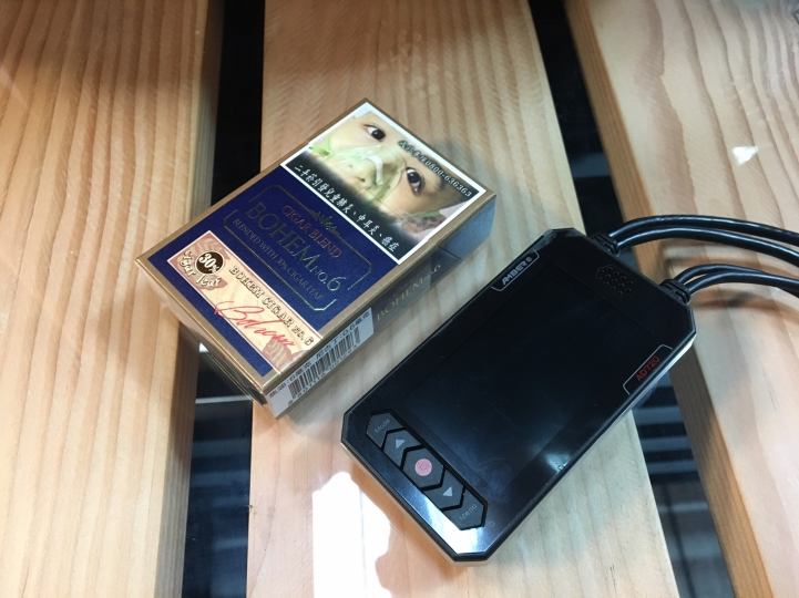 [開箱分享] 銨鉑机店 AMBER AD720 雙鏡頭 行車記錄器