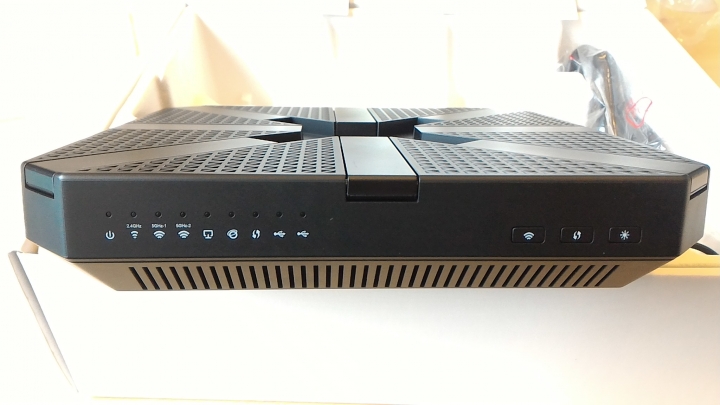TP-Link Archer C5400偽開箱～TP-Link的第一台雲路由？