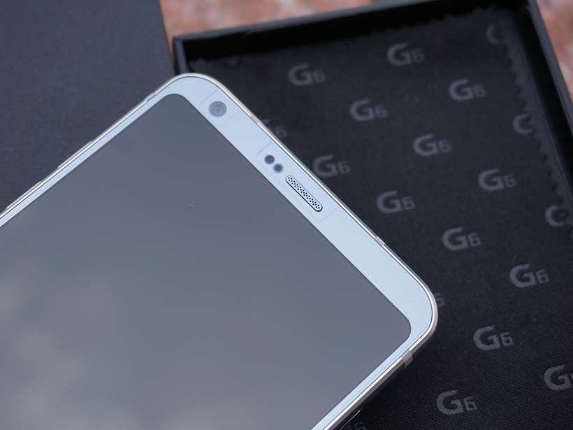 LG G6冰晶銀簡易開箱圖賞