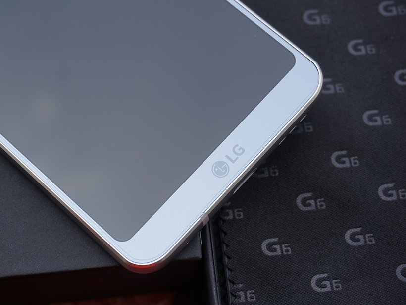 LG G6冰晶銀簡易開箱圖賞