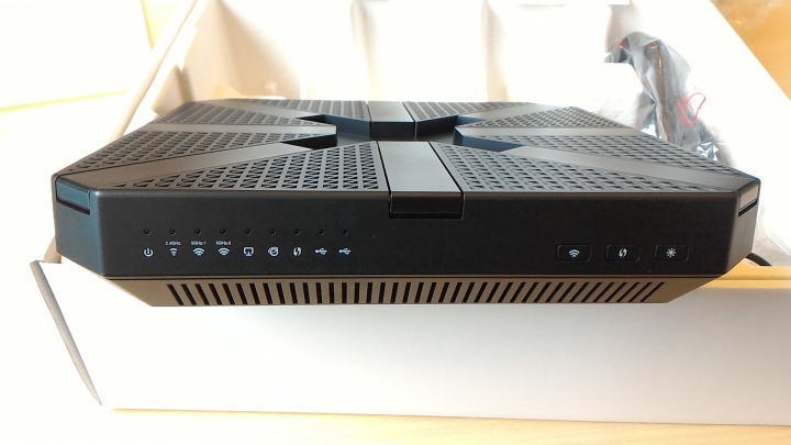 TP-Link Archer C5400偽開箱～TP-Link的第一台雲路由？