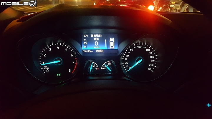 Ford Focus 1.0 （MK3.5） 內門板ＤＩＹ拆裝