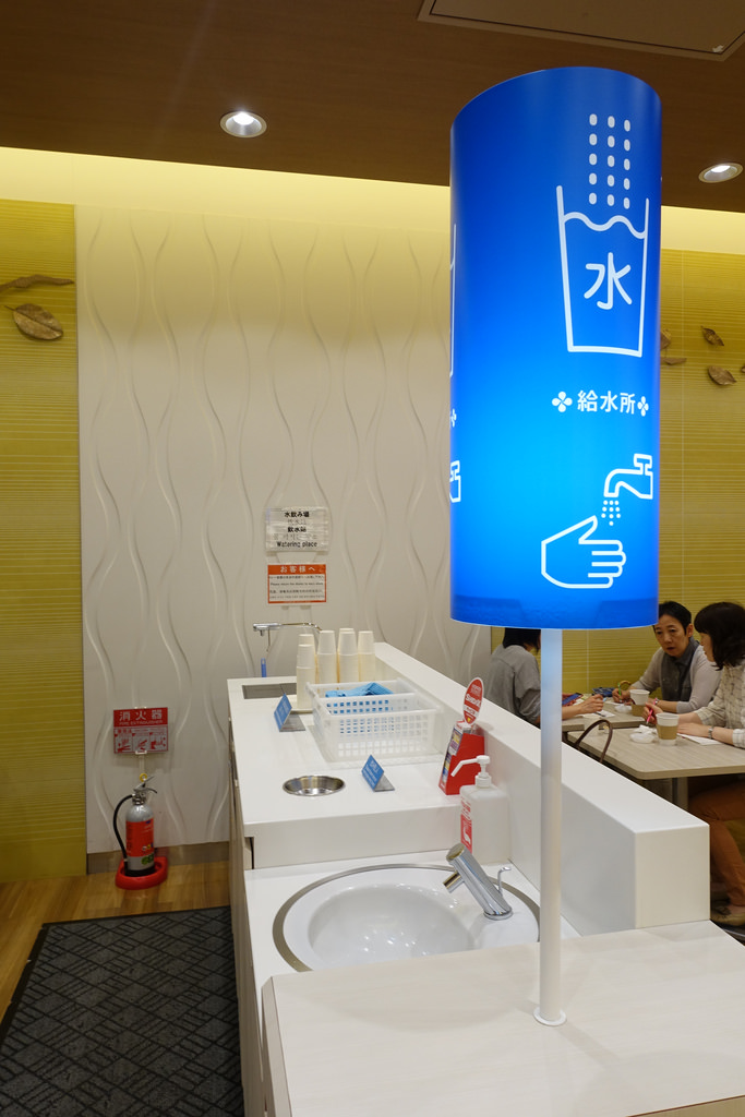【2016北海道親子行】北廣島三井outlet。豚丼のぶたはげ & Lil' Donuts