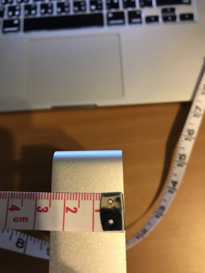 如何將隨身音箱固定在龍頭上？