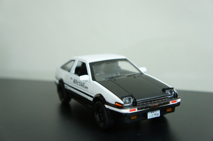 1:28  AE86 豐田 藤原拓海 頭文字D 聲光迴力車