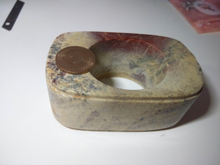 請教該石雕件用途?