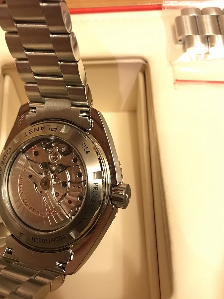Omega Seamaster Planet Ocean 8500 橘海馬之不專業開箱