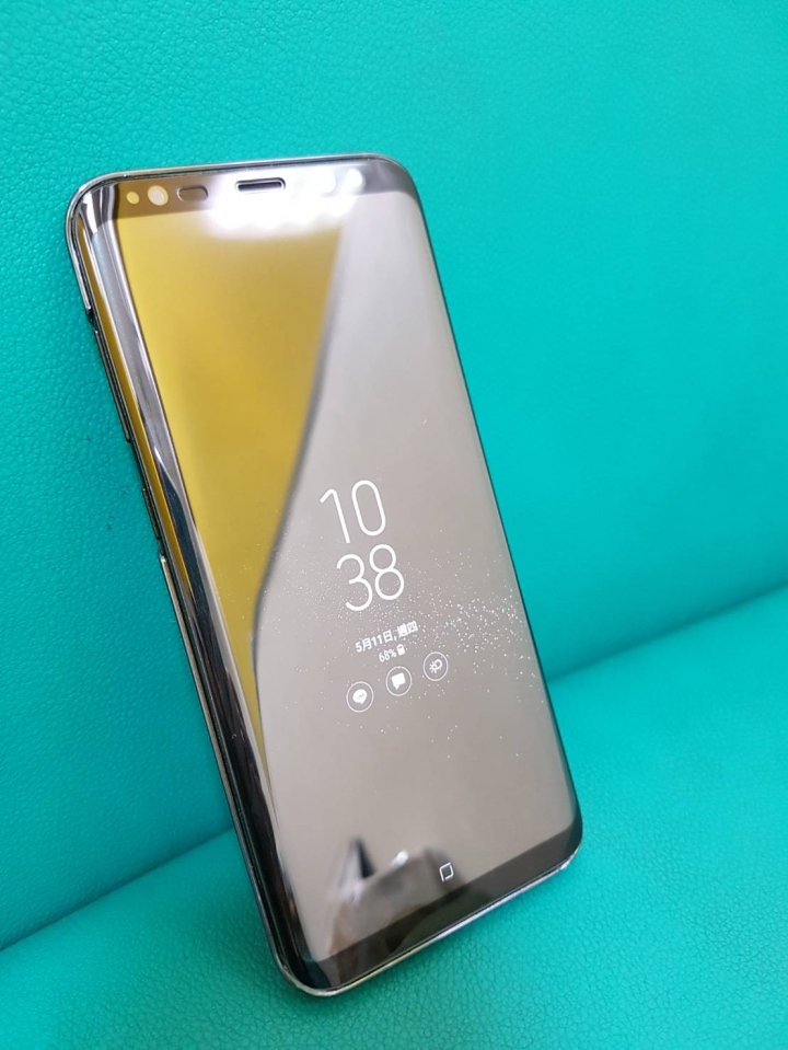 s8+晶墨黑包膜玻璃貼背殼使用分享