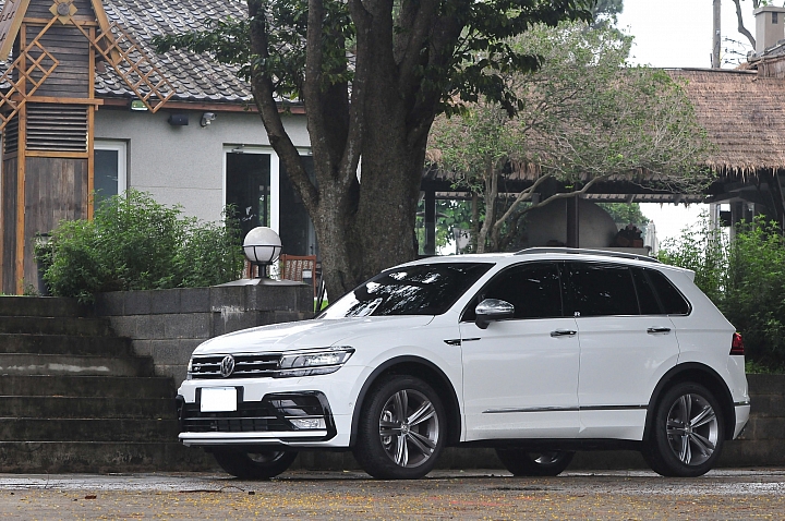 New Tiguan 400 TDI R Line微開箱