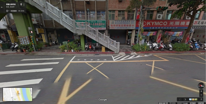 T型路口左轉路權問題