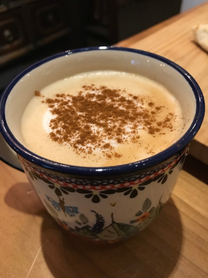 [食記] 新店大坪林。披薩斜塔。甜披薩也好好吃!