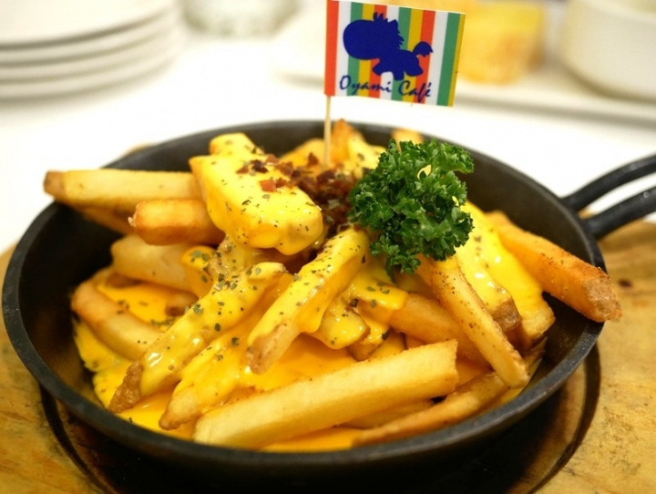 【板橋美食】Oyami板橋新埔店，放鬆聊八卦好去處（下午茶、義大利麵、鬆餅）