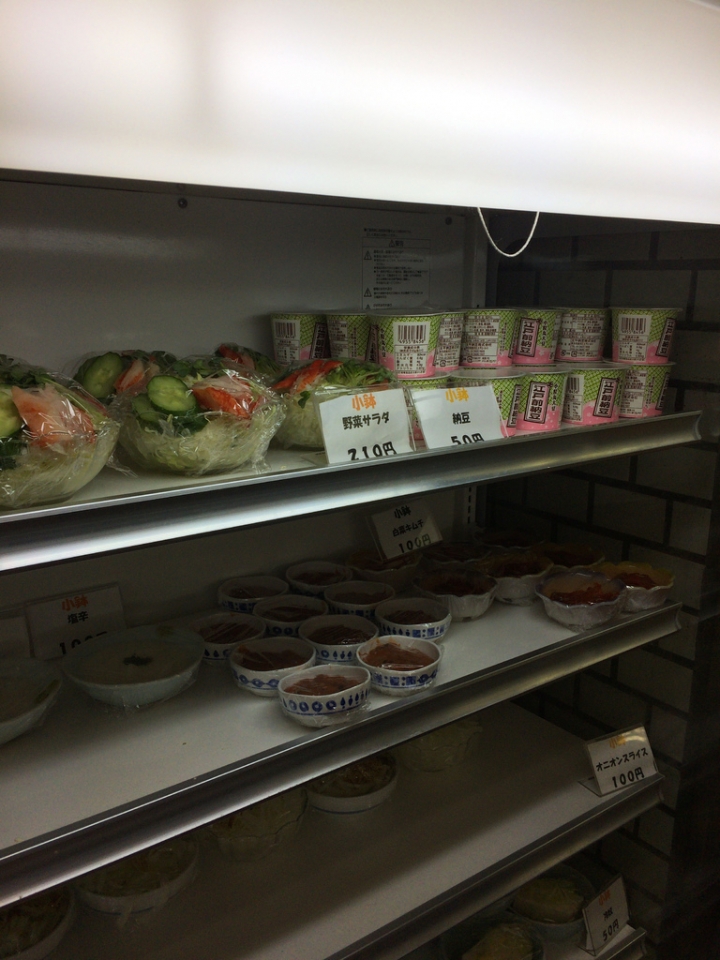 【美食。食記】東京 青海 青海名物 在地司機最愛 咖哩豬排飯 烏龍麵 青海食堂 推薦